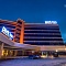 Многоцветная фасадная подсветка отеля Park Inn в Нижнем Тагиле